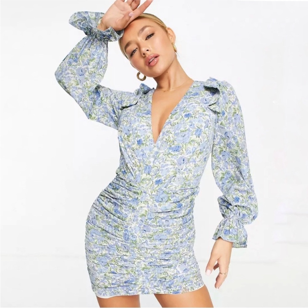 Lavish Alice Floral Mini Dress Ruched Ruffled Sleeves Blue/White Size 20